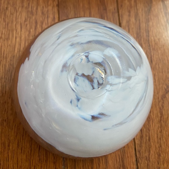 Kosta Boda Atoll Swedish, white Swirl, Tea Candle Holder. - Picture 6 of 7